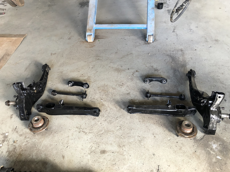 Фото в бортжурнале Mitsubishi Carisma