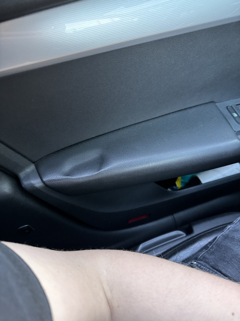 Нужна помощь с ручкой внутри двери — Skoda Octavia A7 Mk3, 1,4 л, 2013 ...