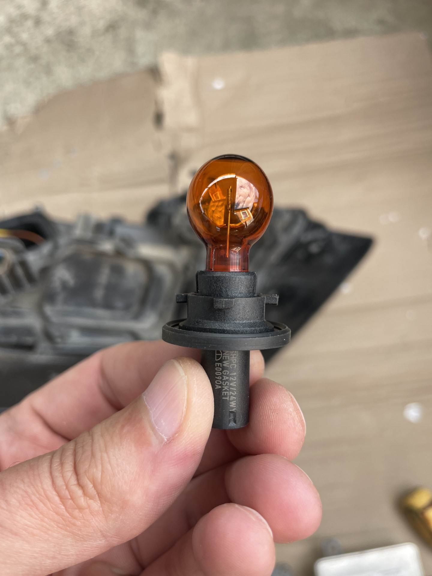 Диодные лампы в поворотники — Audi A4 Avant (B8), 2 л, 2009 года ...