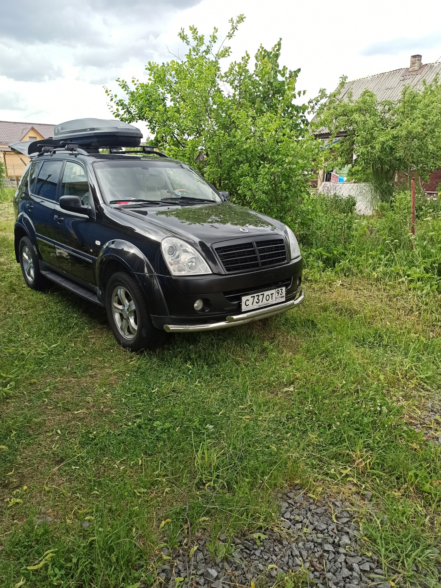 Решетка радиатора в черный — SsangYong Rexton (2G), 2,7 л, 2009 года ...