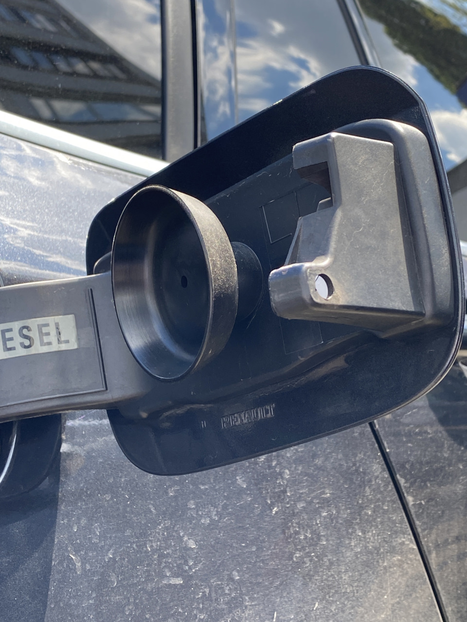 Фото в бортжурнале Renault Laguna III