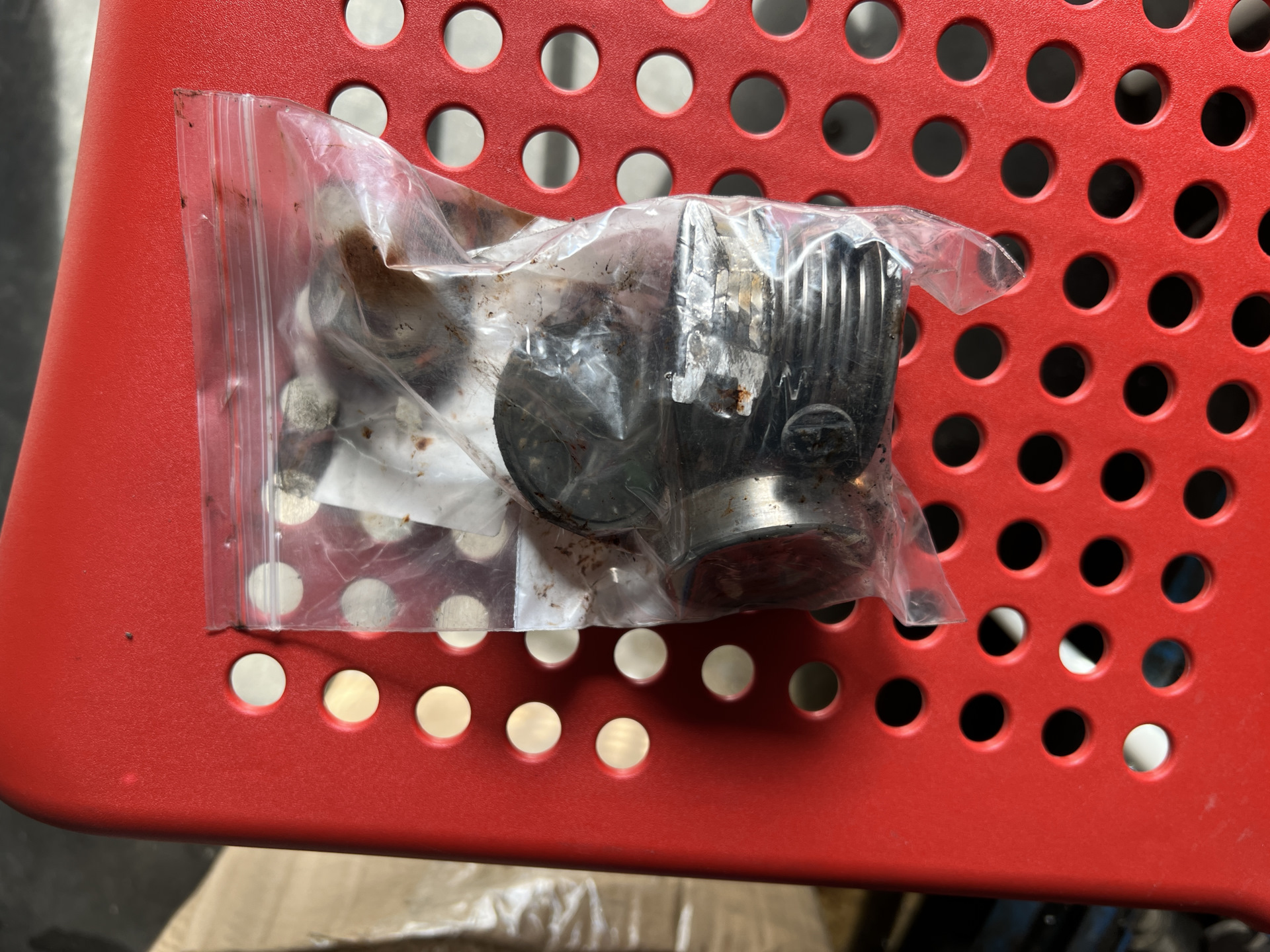 Неисправность генератора: аккумулятор не заряжается — Audi A3 Sportback ...