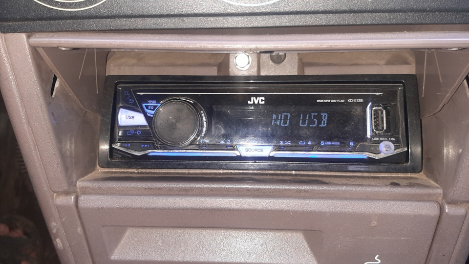 Замена АКБ, новая магнитола — Peugeot 405, 1,6 л, 1988 года | автозвук ...