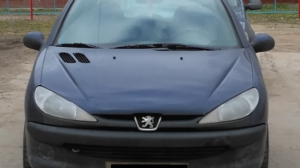 Постоянно работает вентилятор. Даже при выключенном зажигании. (1.4 ...