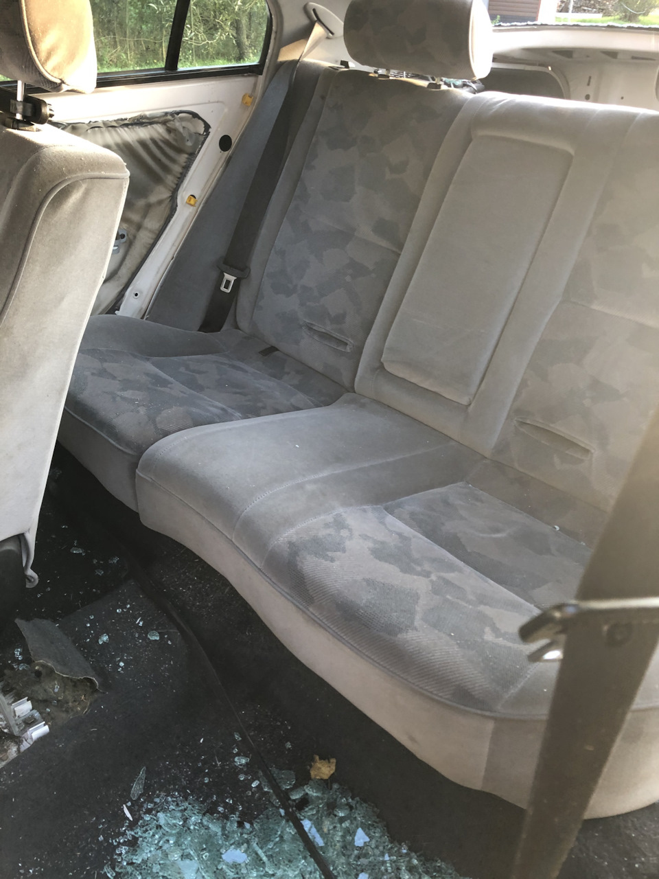 Фото в бортжурнале Mitsubishi Carisma