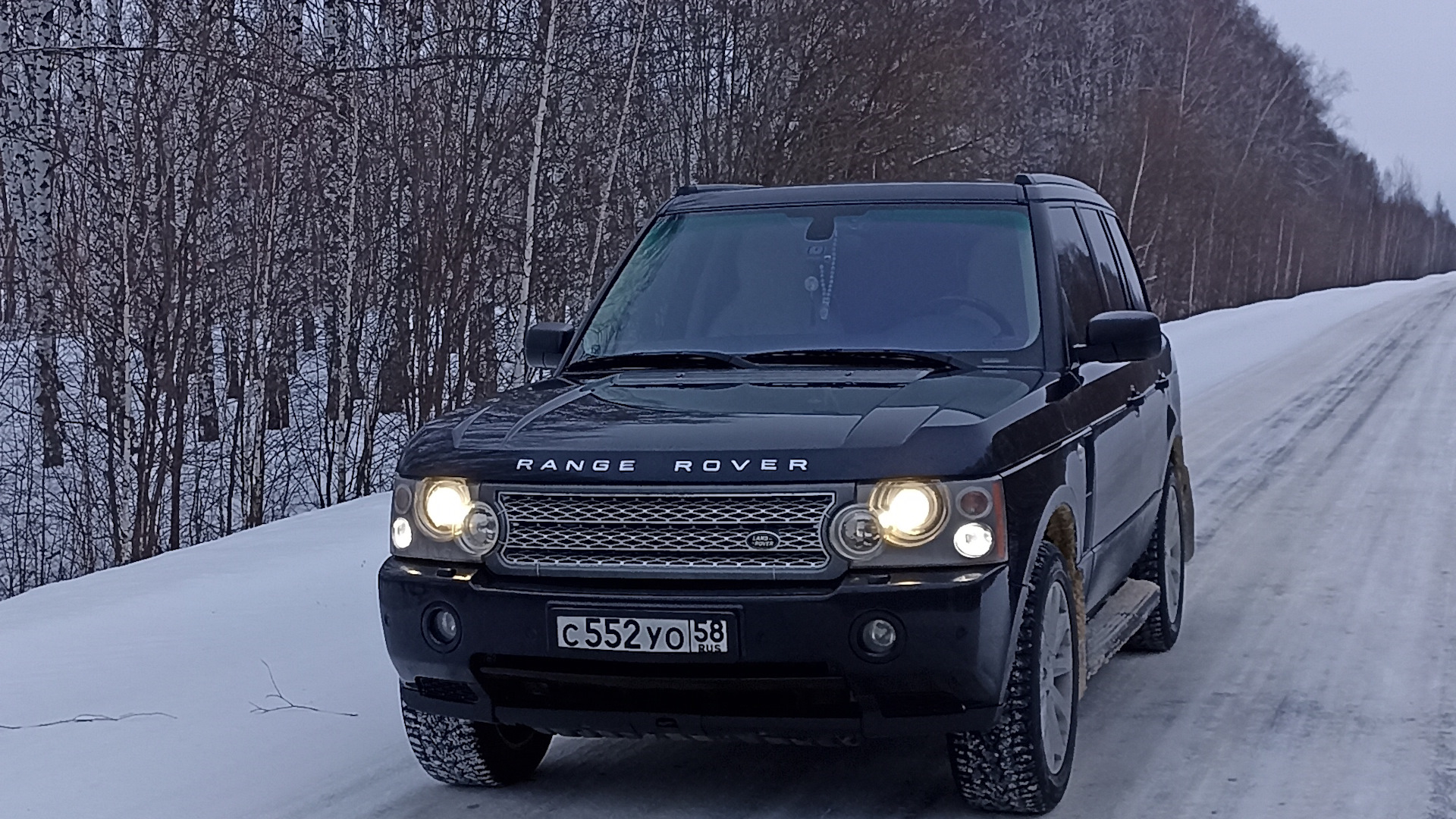 Land Rover Range Rover (3G) 4.2 бензиновый 2006 | 4.2 суперчардж 