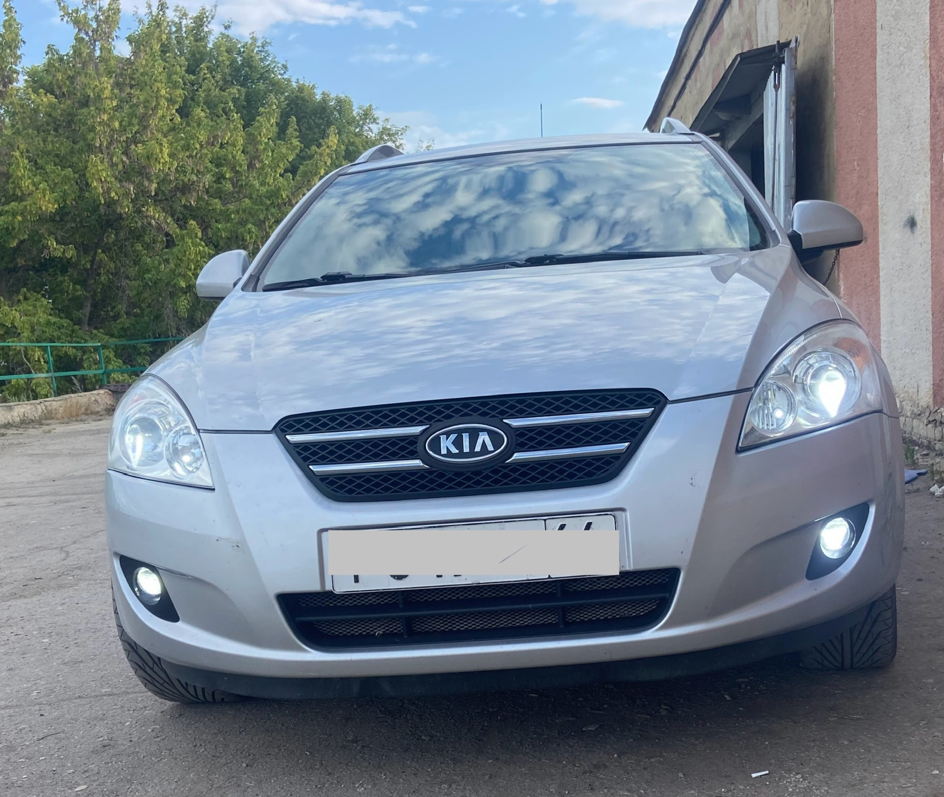 Bi led птф — KIA Ceed SW (1G), 1,6 л, 2009 года | тюнинг | DRIVE2
