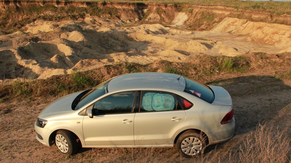 VW Polo 2011 Silver Leaf