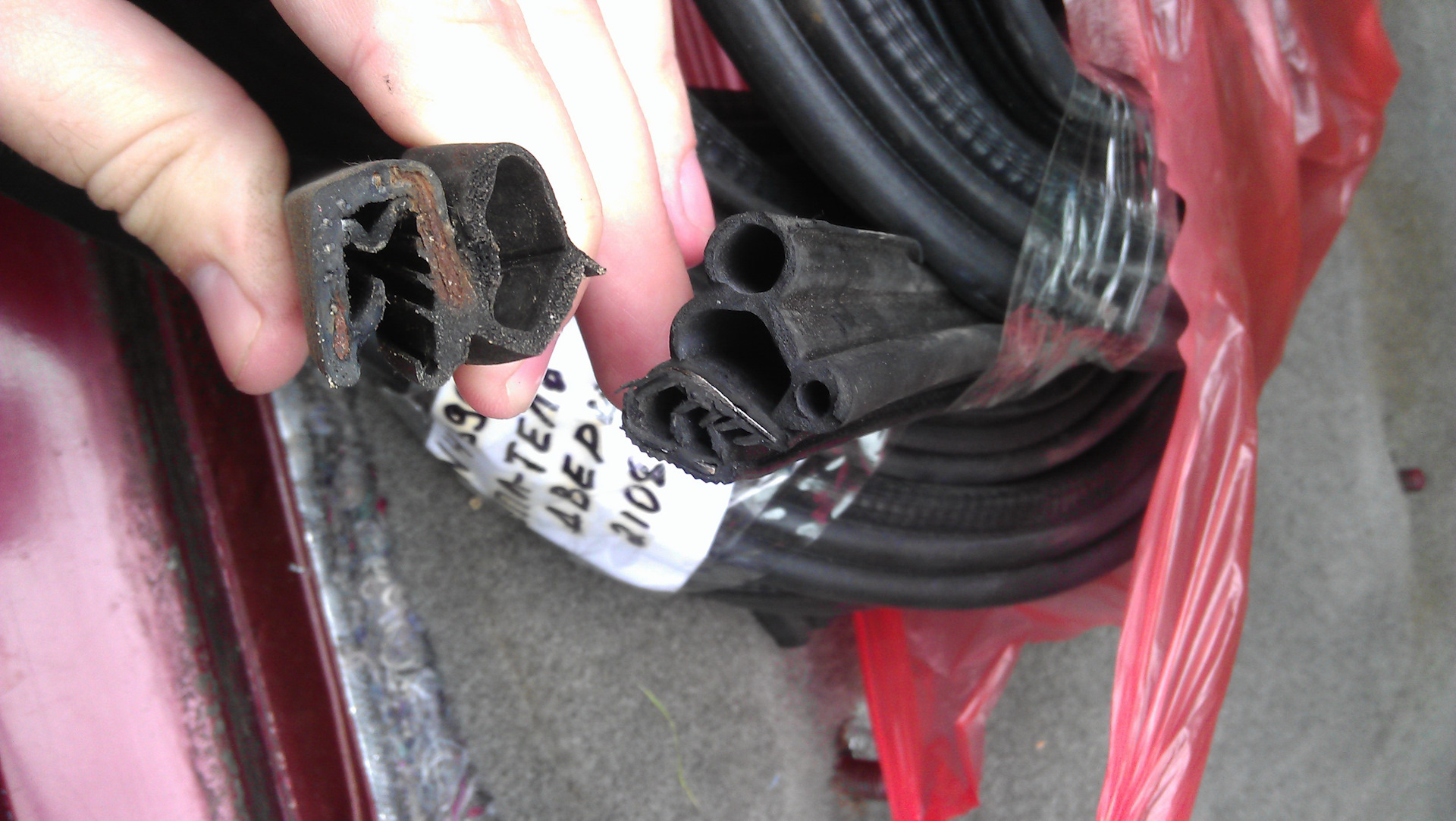 уплотнитель проема уаз патриот. уплотнитель бокового стекла москвич 2141. уплотнительный резинка торекс входной двери. уплотнитель багажника 2115. уплотнитель багажника мазда 6 2022.