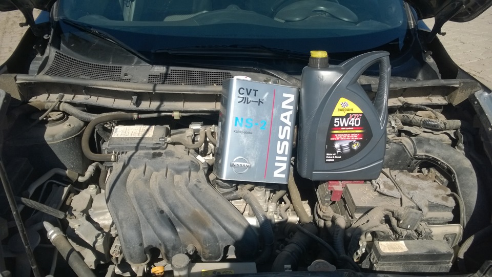 Масло в вариатор ниссан жук 1.6. Nissan Juke 1.6 CVT. Nissan Juke 2014 CVT масло в вариатор. Ниссан Juke масло в двигатель.