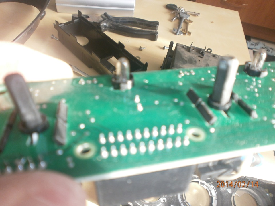 Замена ламп подсветки приборов — Lada Приора седан, 1,6 л, 2007 года ...