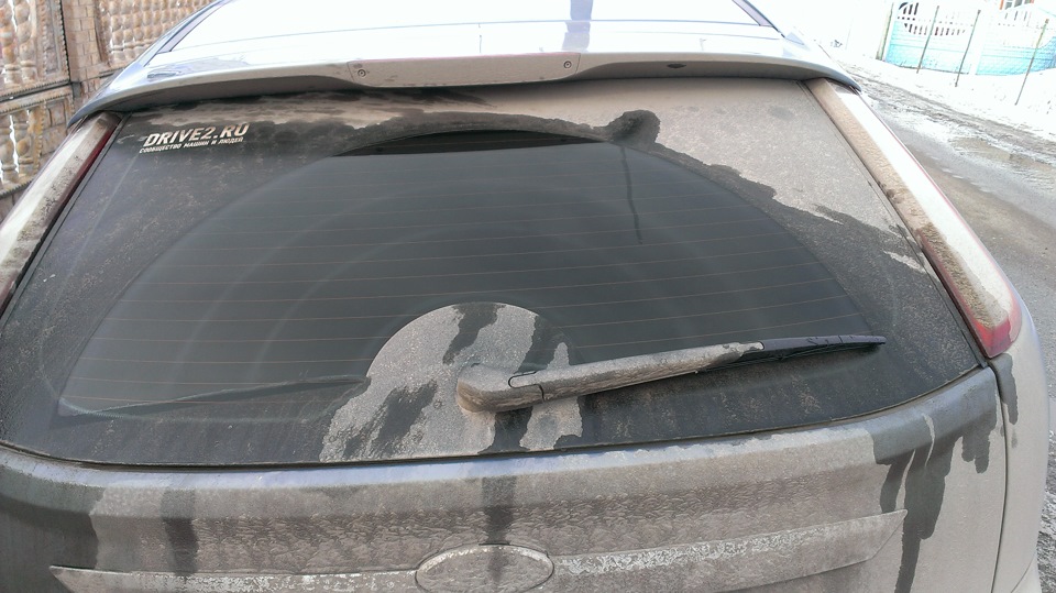 Замена заднего дворника — Ford Focus Hatchback II, 1,6 л, 2008 года ...
