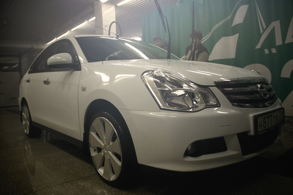 Almera g15 колеса. Ниссан Альмера g15. Nissan Almera g15 диски. Nissan Almera g15 на литье. Nissan Almera g15 колеса.