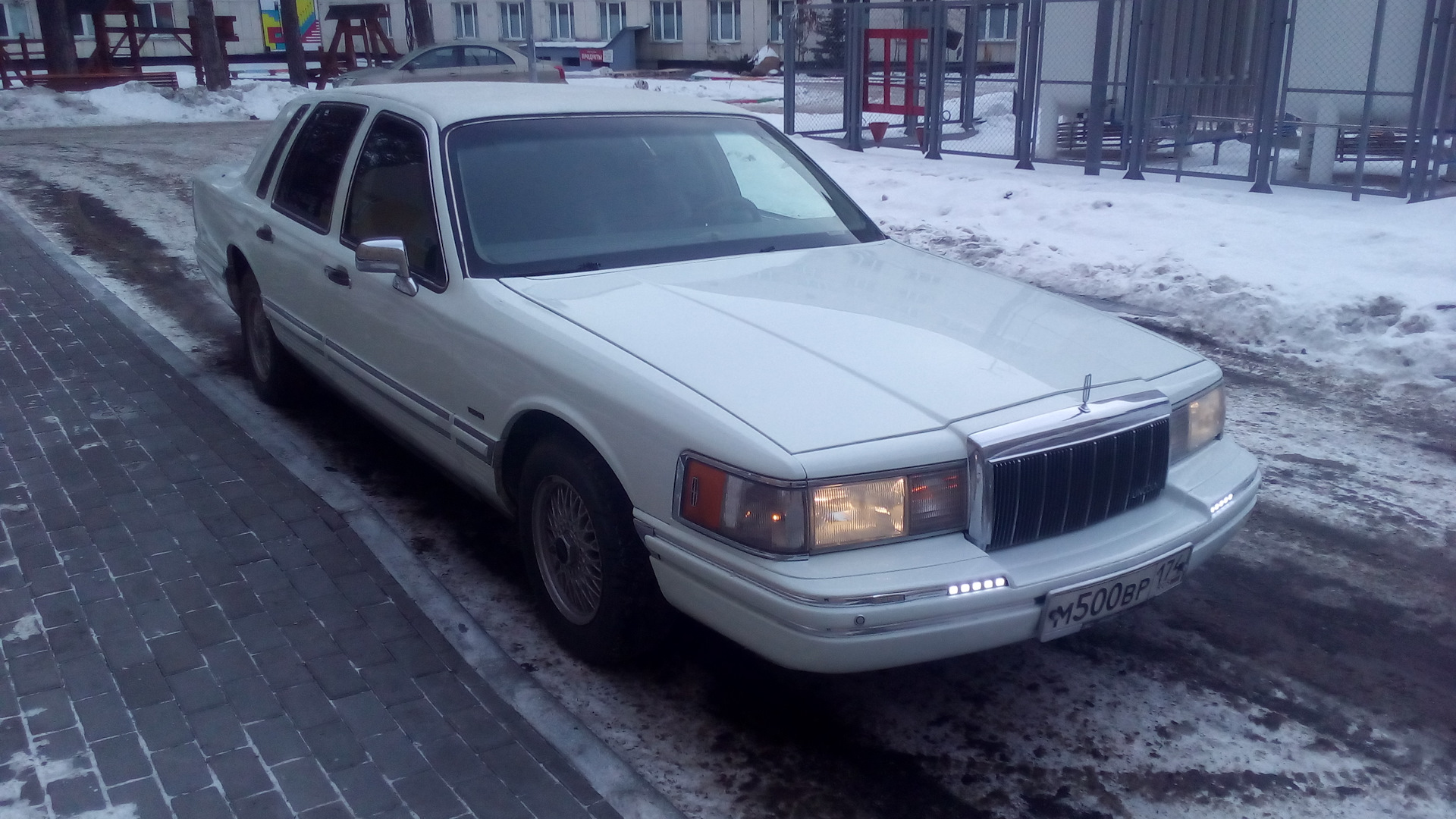 Lincoln Town Car II 4.6 бензиновый 1992 | Фрeгат на DRIVE2