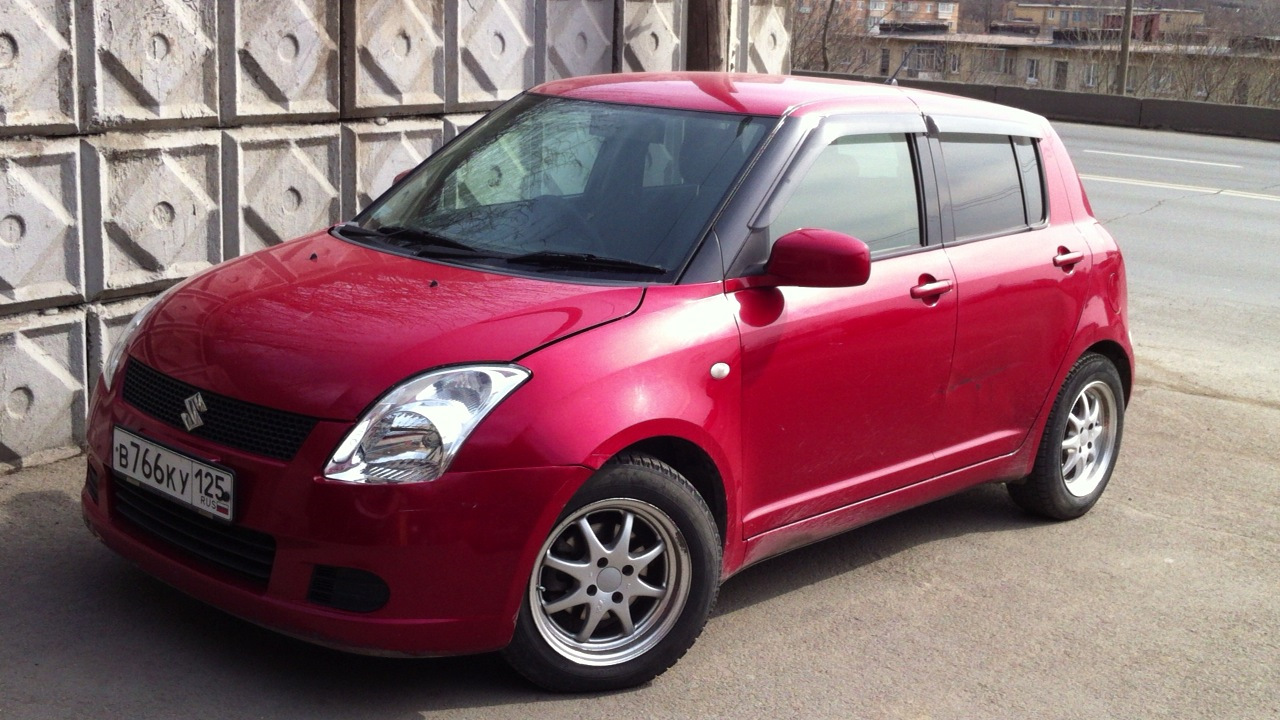 Suzuki swift 2003. Сузуки Свифт 2005. Suzuki Swift 2003 1.3. Сузуки Свифт 2005 1.3 автомат. Suzuki Swift 2001.