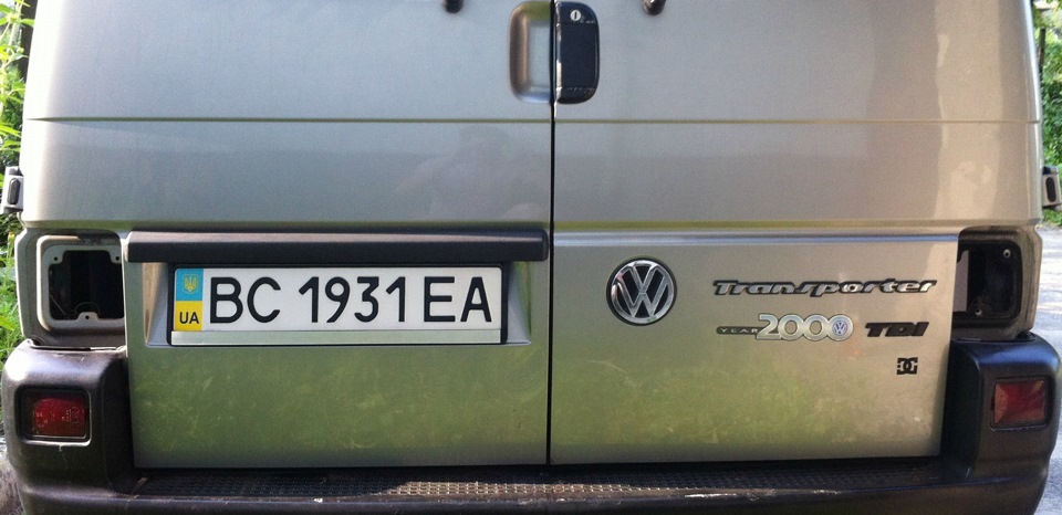 Стопы в красный оракал … — Volkswagen Transporter T4, 2,5 л, 2000 года ...