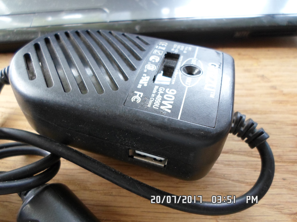 Понадеялся сначала на такую, заявлено 2 ампера, фиг там, но ноутбук заряжает исправно… — УАЗ Patriot