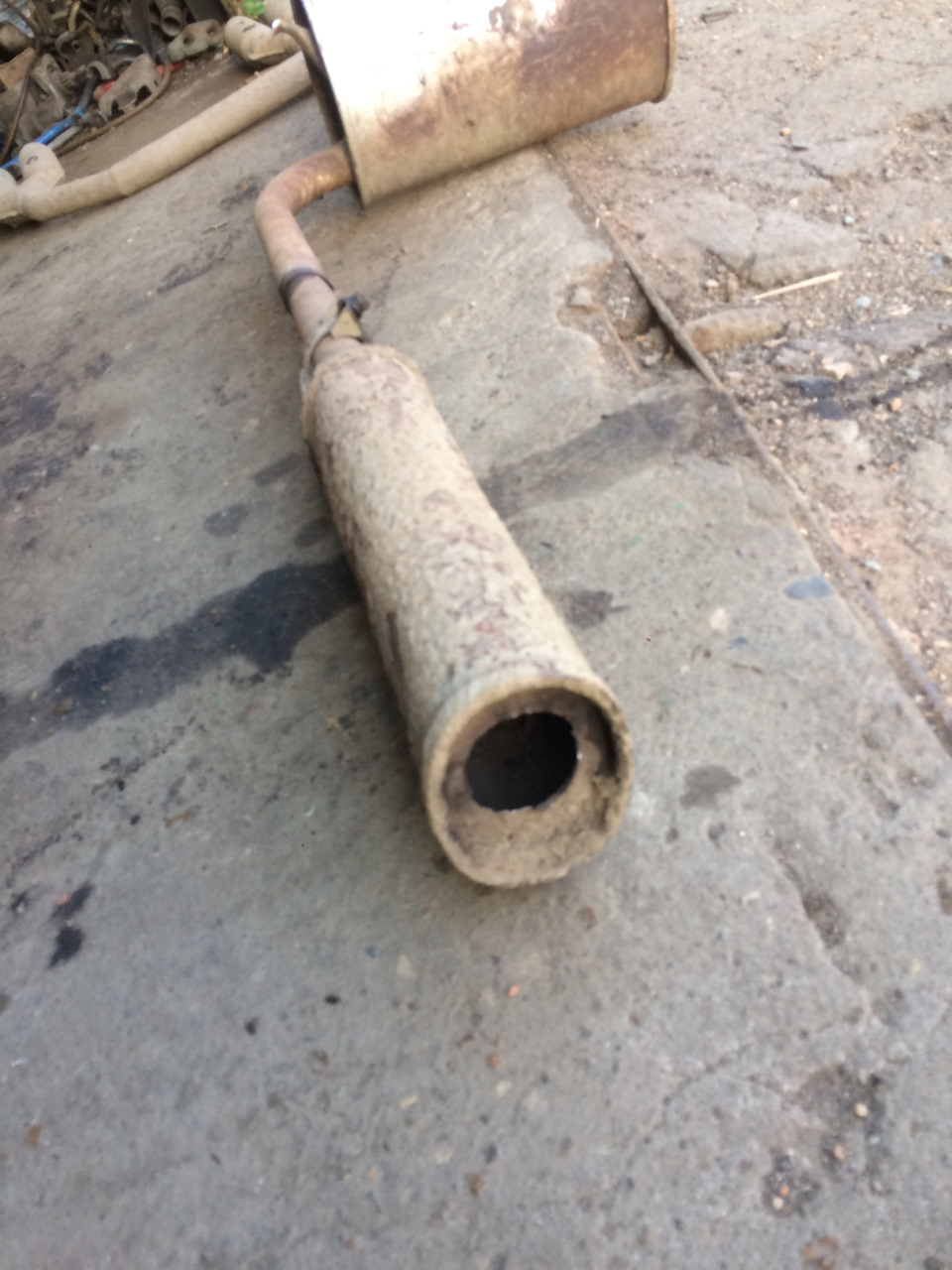 Прогорел резонатор — LADA 11113 Ока, 1,6 л., 2004 года | другое | DRIVE2