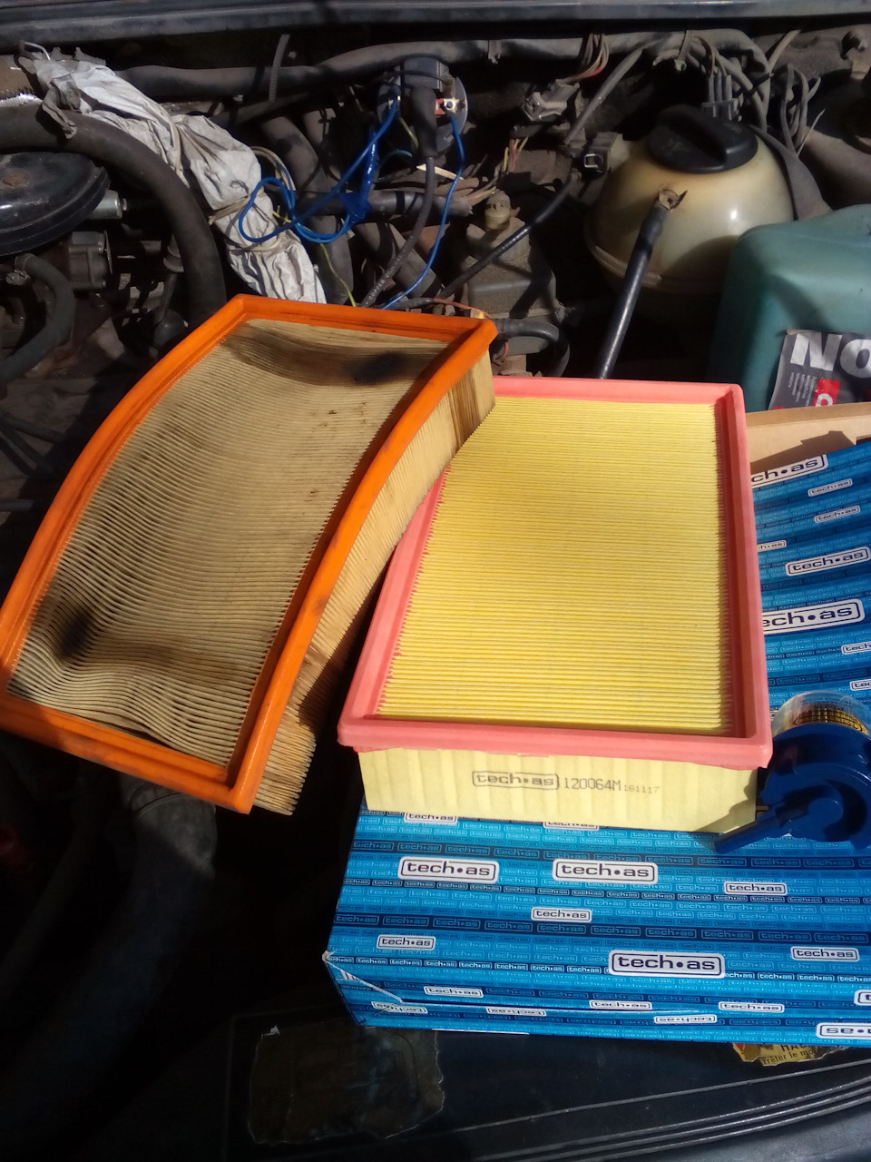 воздушный фильтр пассат б4. воздушный фильтр пассат б4. воздушный фильтр vw 15153904. пассат b3 воздушный фильтр. 9 тди.