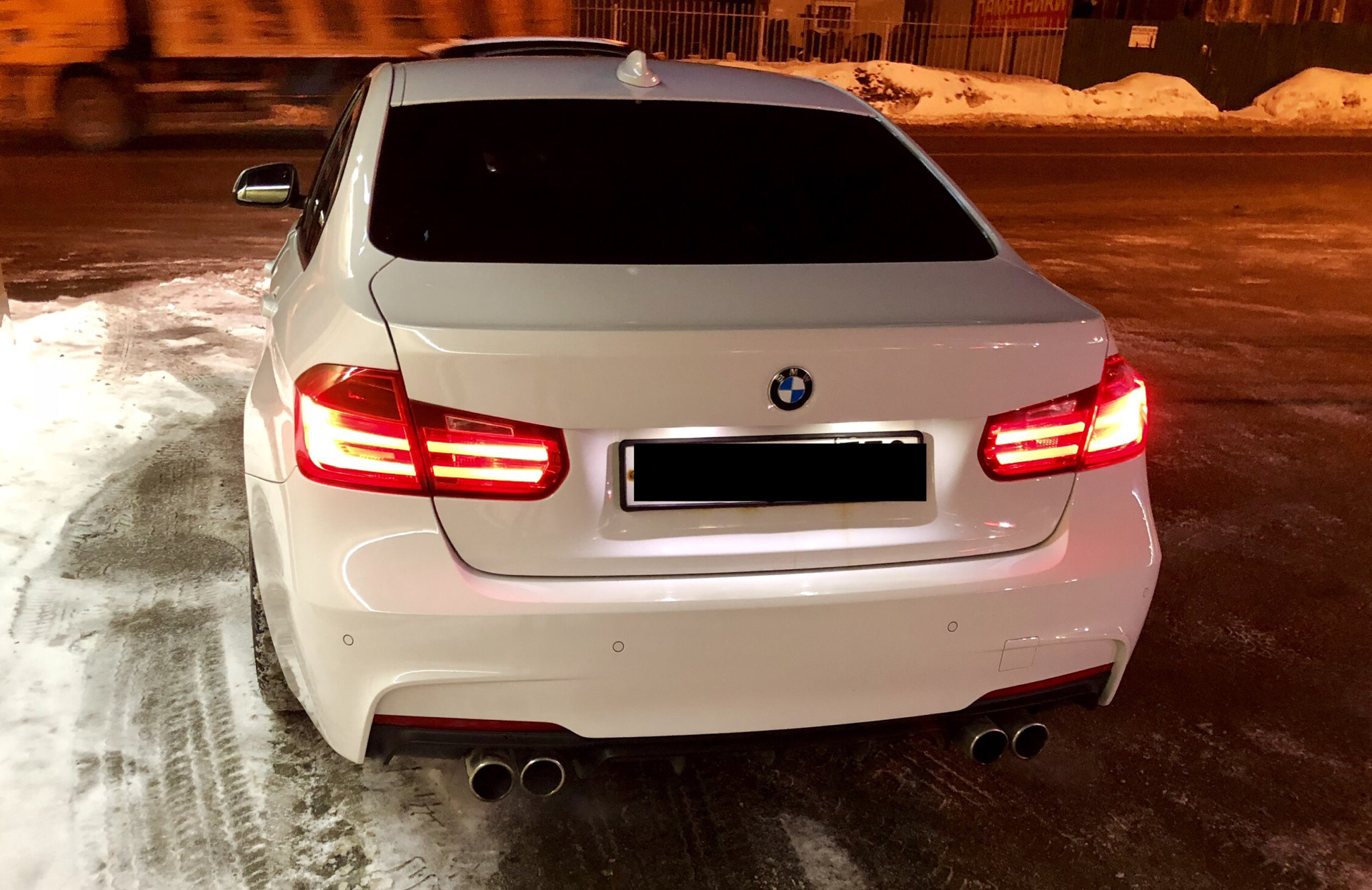 Раздвоенный выхлоп bmw f30