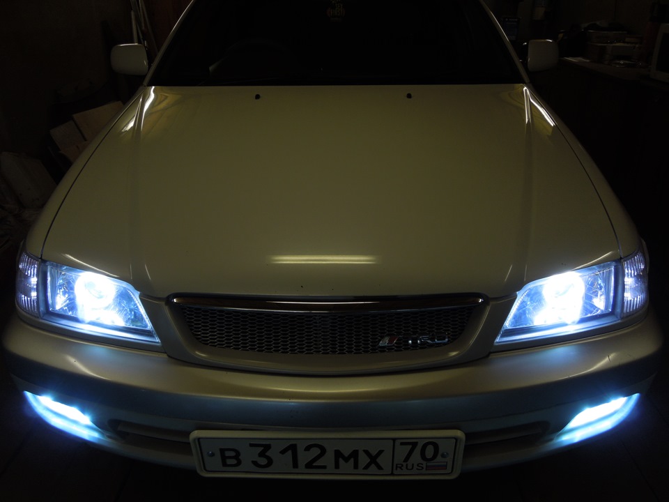 Корона премио очки на фары. Линзы тойота корона премио. Линзы корона премио. Toyota corona premio линзы. Toyota corona premio фары с линзами.