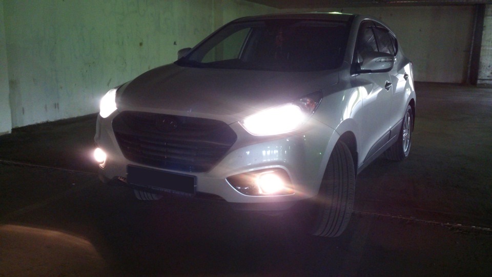 Заменил тормозные колодки и лампы ближнего света — Hyundai ix35, 2 л ...