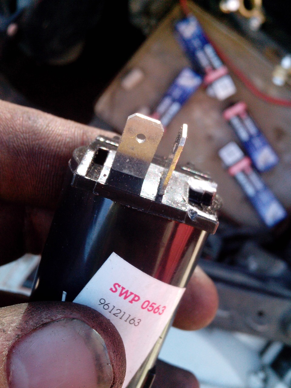 Все таки ксенон не тухнет — Nissan Maxima QX (A33), 2 л, 2000 года ...