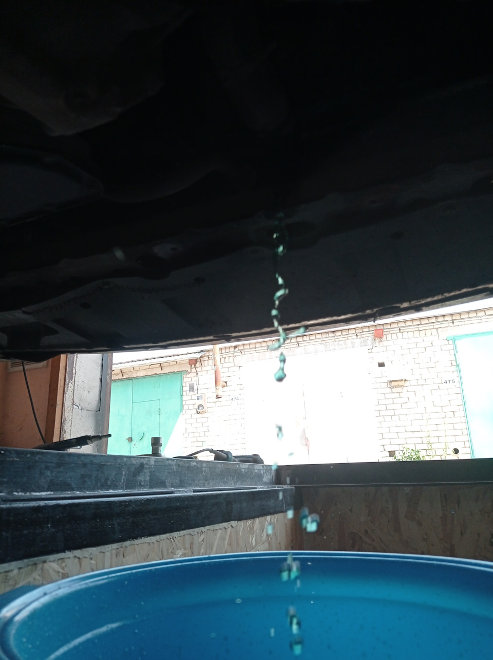 Замена антифриза SINTEC ANTIFREEZE UNLIMITED G12++ — Nissan Tiida (1G ...