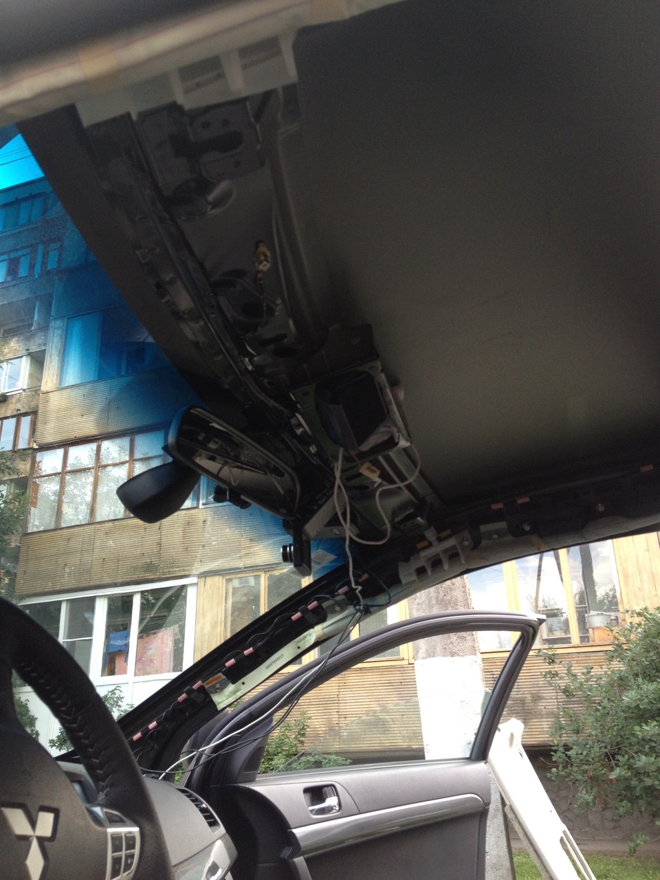 50a7378s 960 белый лансер 10 с черной крышей