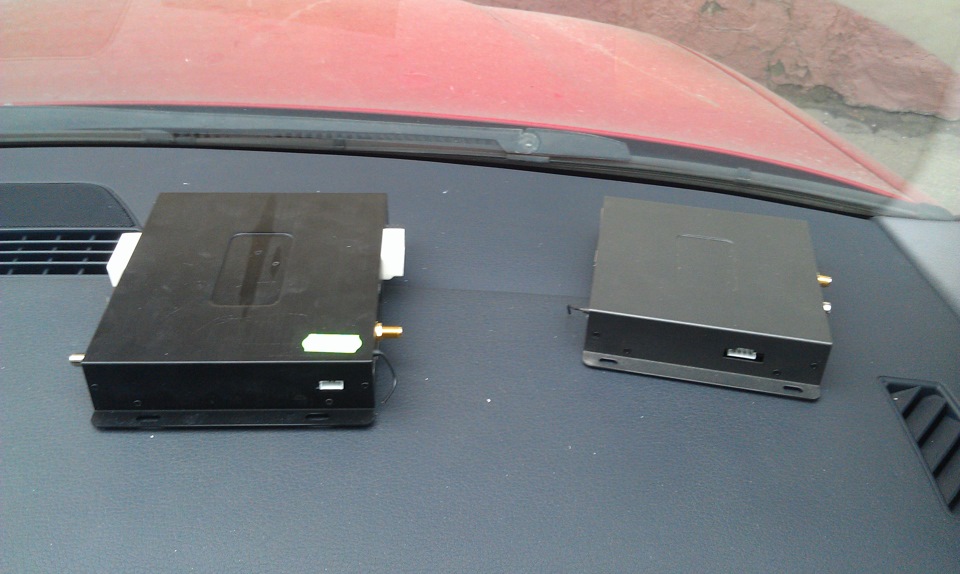 для сравнения, слева WP 9900, справа Phantom SPT-200 — Audi A4 Avant (B6)