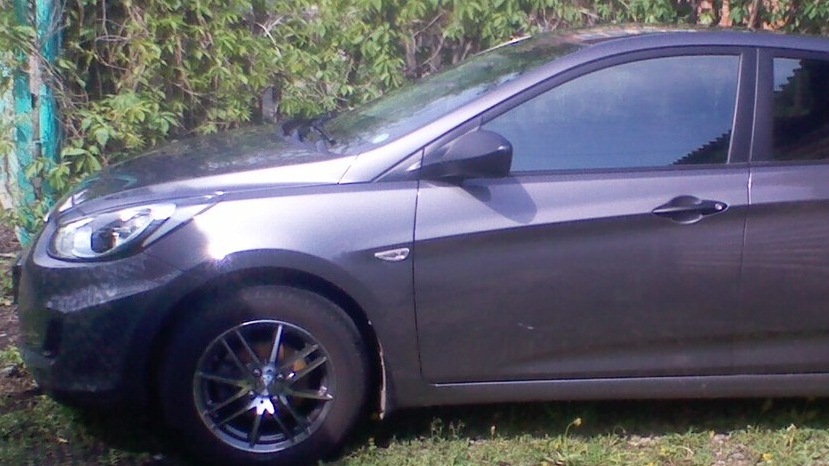 Вибрация — Hyundai Solaris Hatchback, 1,4 л, 2011 года | автозвук | DRIVE2