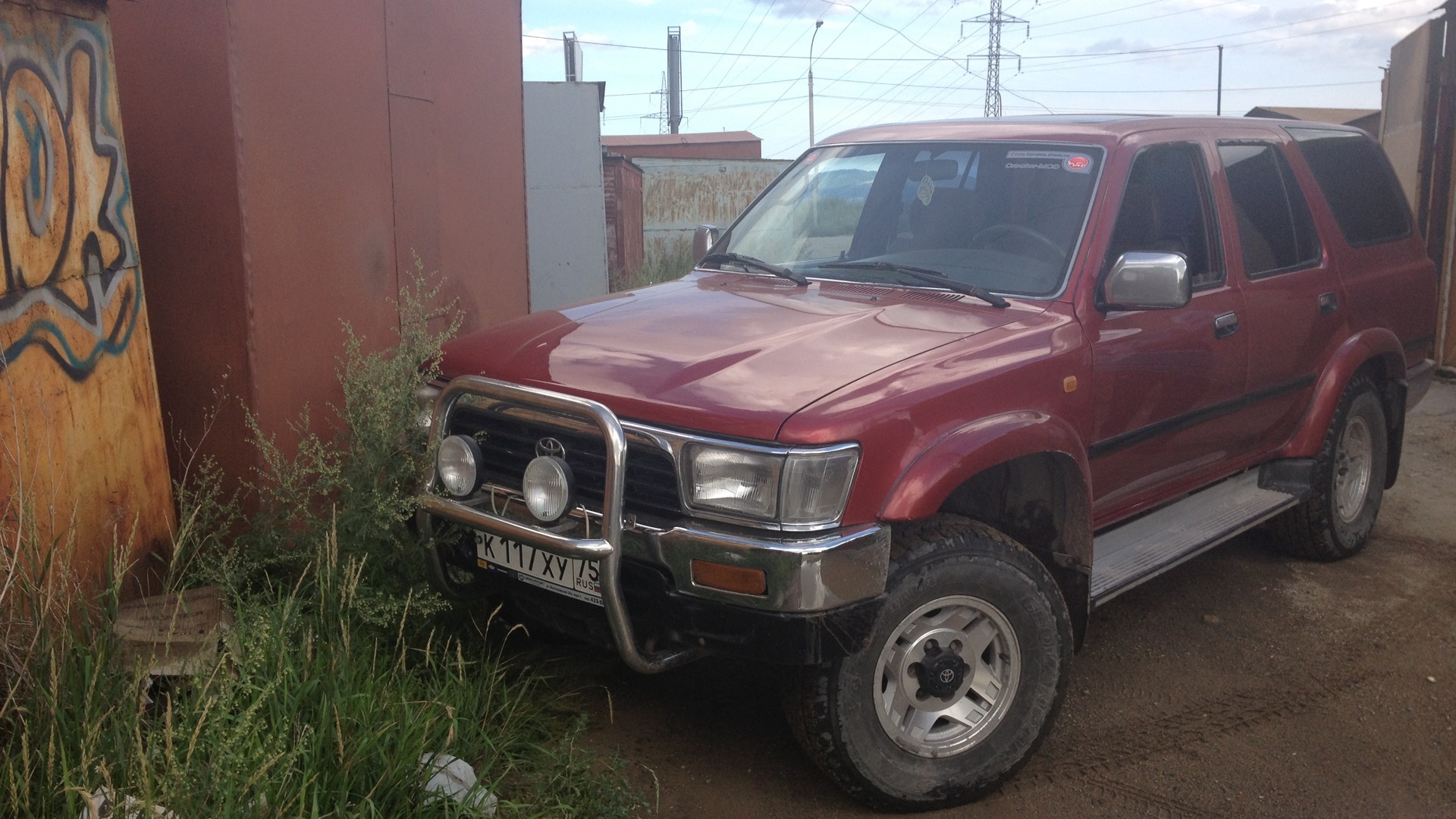 Toyota 4Runner (II) 3.0 бензиновый 1996 | 3.0 МКП 