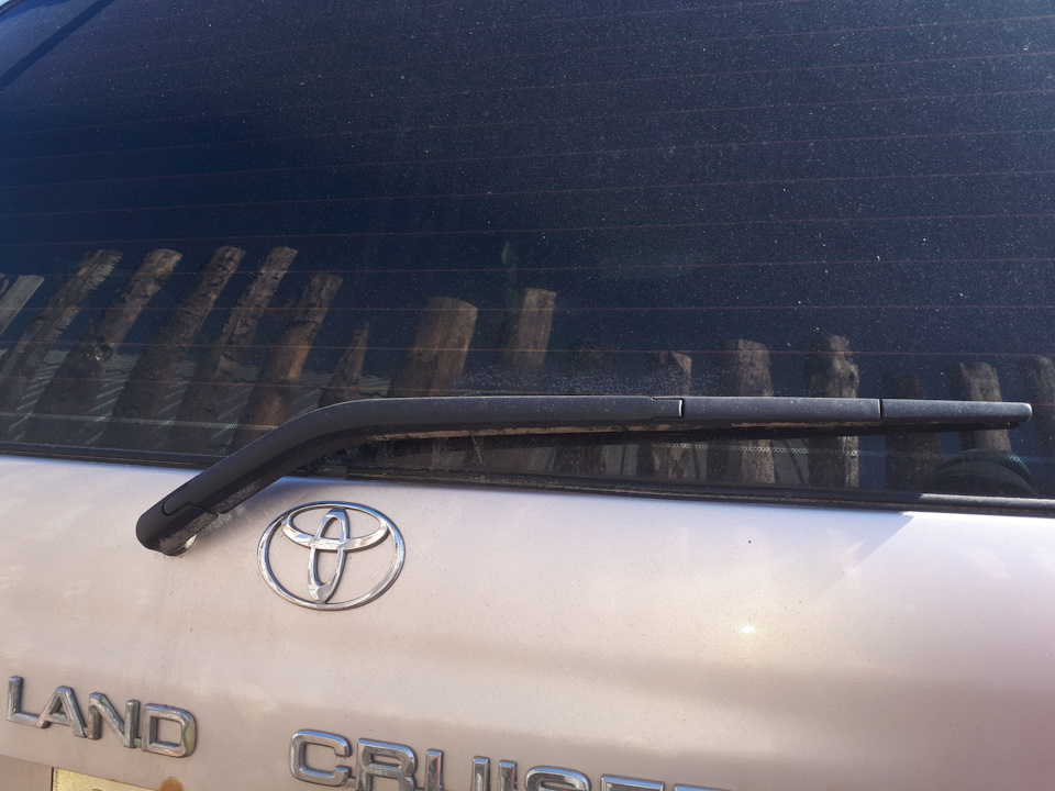 щетки ленд крузер 100.