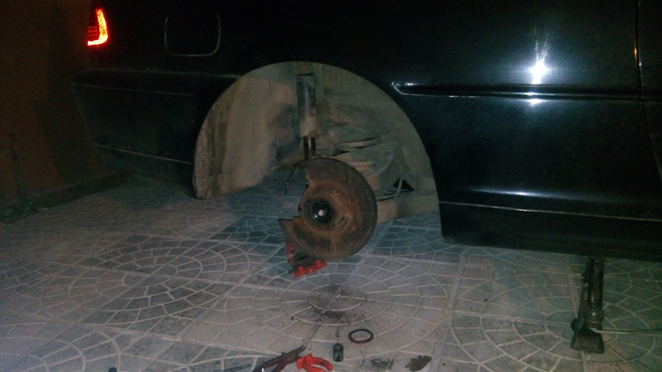 Меняем задний ступичный подшипник))) — BMW 3 series Coupe (E46), 1,9 л ...