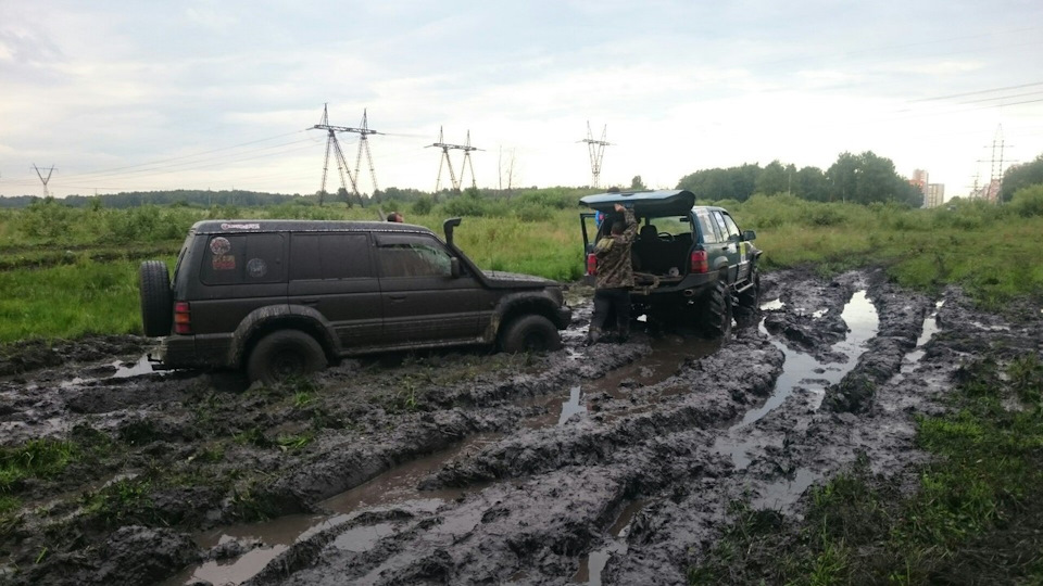 Фото в бортжурнале Mitsubishi Pajero (1G)