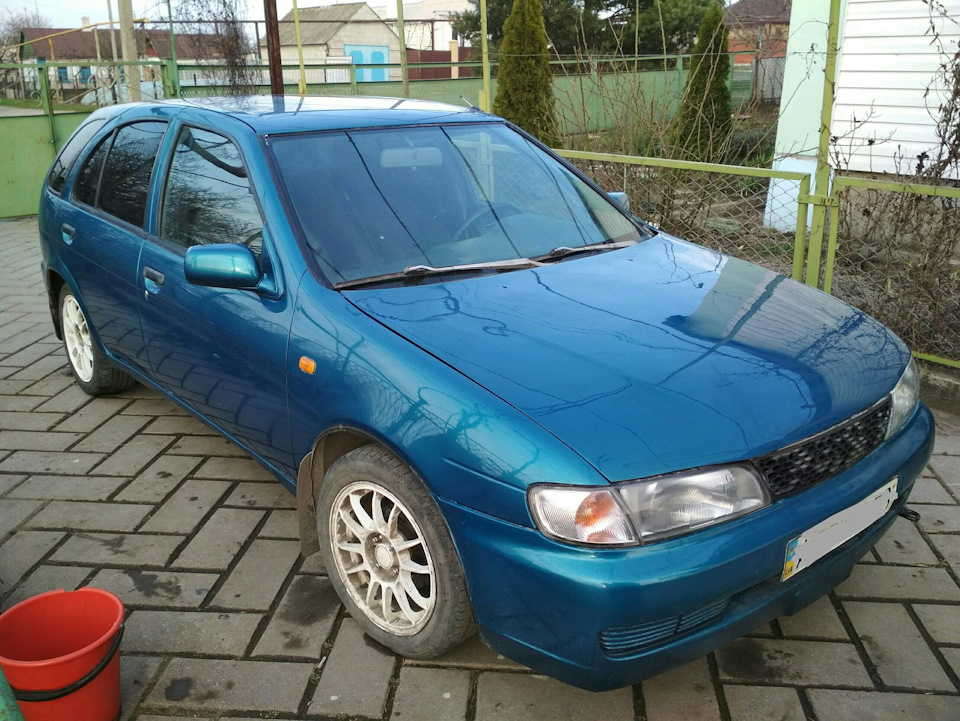 Желтки. — Nissan Almera I (N15), 1,4 л, 1995 года | просто так | DRIVE2