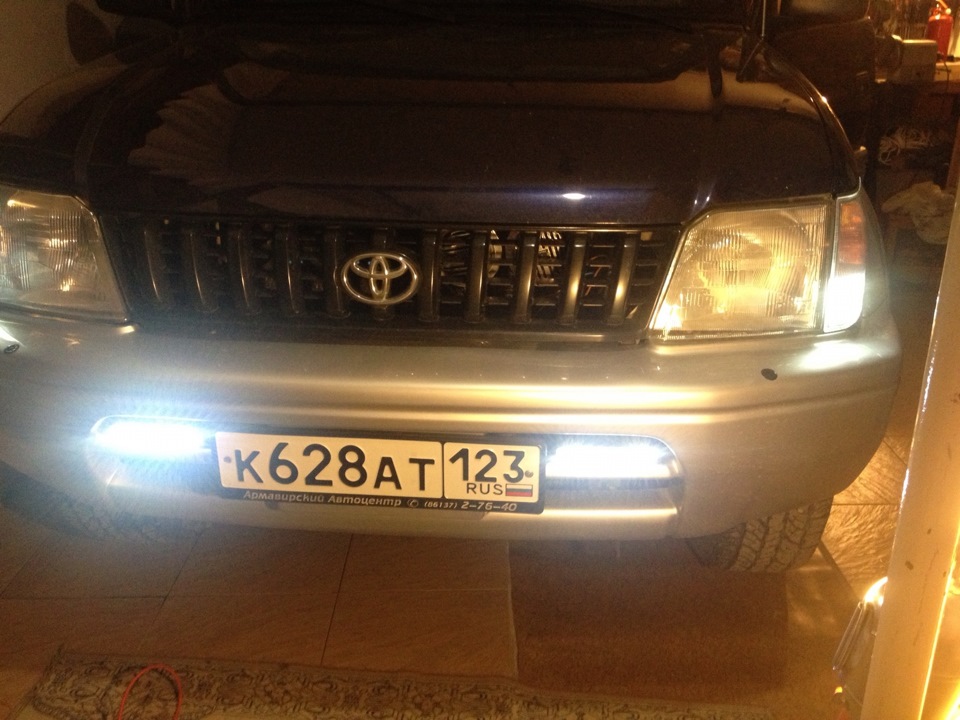 Ходовые огни и диоды кукурузы в габариты — Toyota Land Cruiser Prado 90 ...