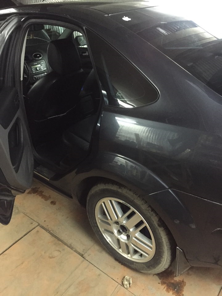 Удаление сколов — Ford Focus Sedan II, 2 л, 2006 года | кузовной ремонт ...