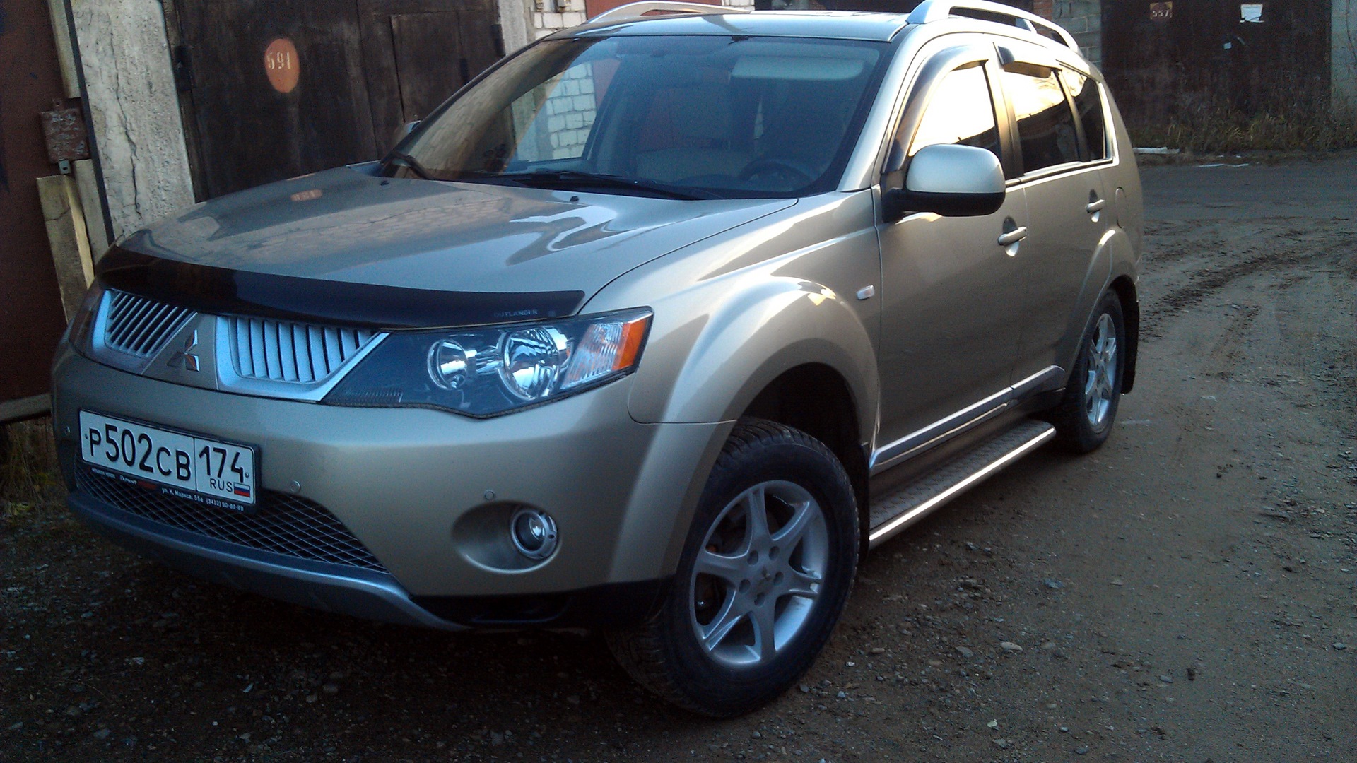 Mitsubishi outlander xl 4wd