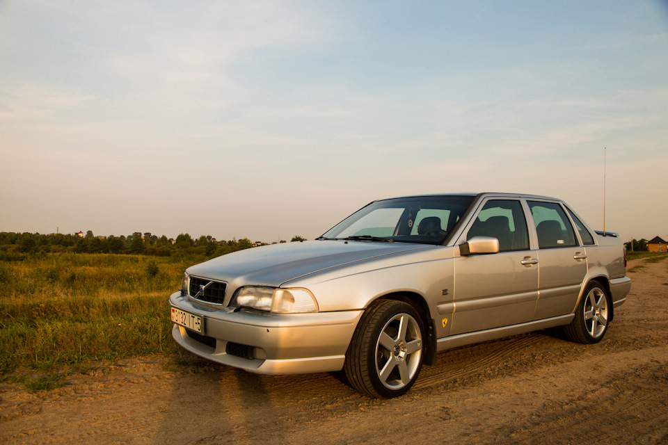 S 70. 70s. Вольво s70 на закате. Фото 70. Вольво s70 1998 тюнинг разгон до сотки на автомате на 200 лошадей.