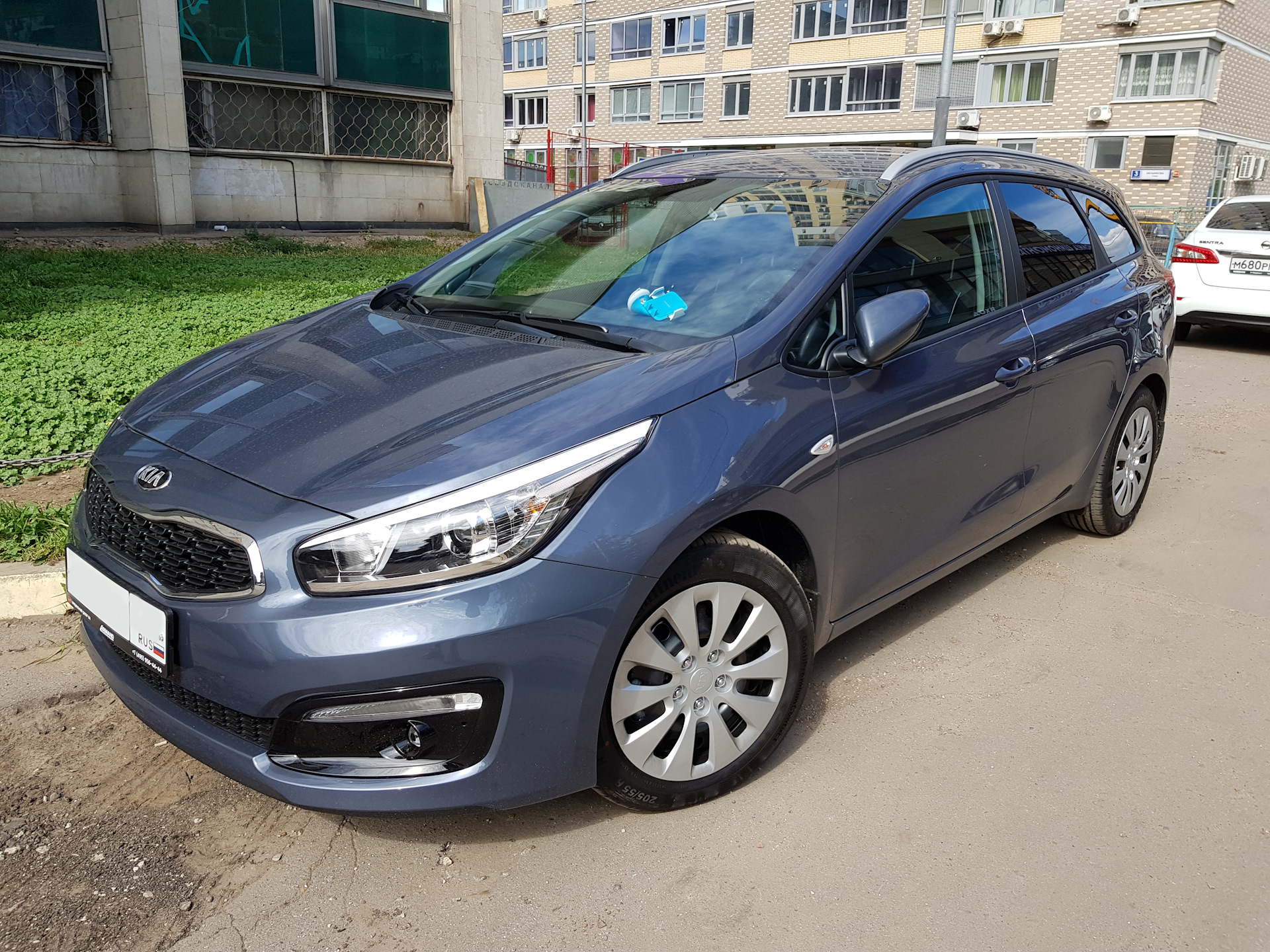 Тонировка задней полусферы Kia Ceed SW 2017 и атермальная плёнка на  передних боковых стёклах. — KIA Ceed SW (2G), 1,6 л, 2017 года | стайлинг |  DRIVE2