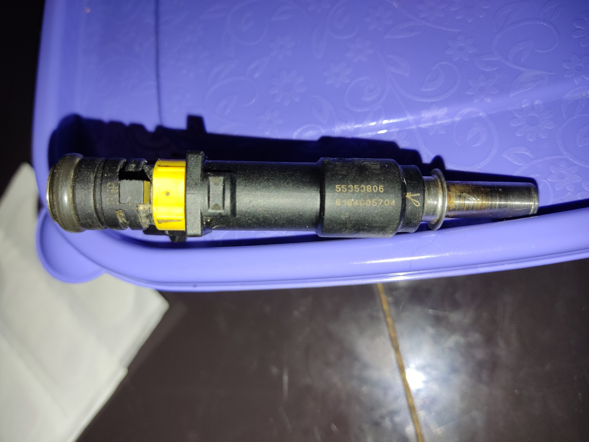 Форсунка f01g00905k. Форсунки ваз 2112 бош производительность. Таблица производительности форсунок тойота. Маркировка инжекторов. Форсунка bosch f01g0v5000.