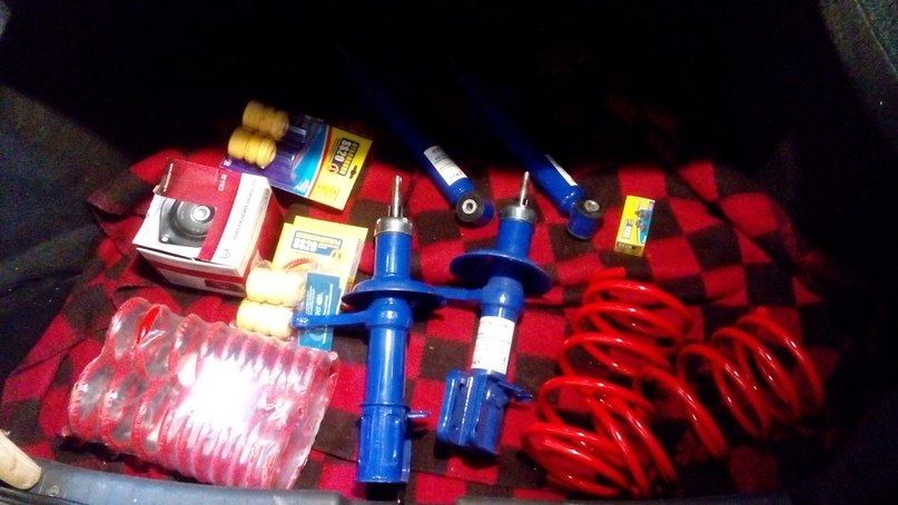 Посадка-мосадка! — LADA Приора хэтчбек, 1,6 л., 2010 года | тюнинг | DRIVE2