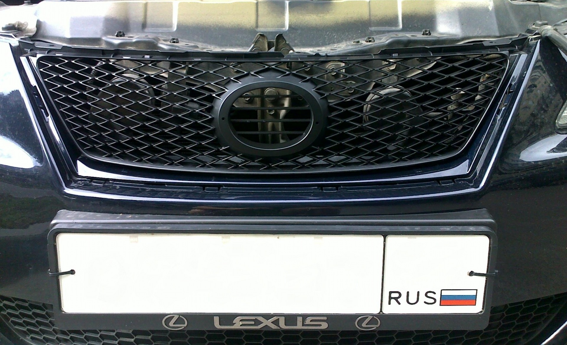 Замена решетки радиатора. F-Style. — Lexus IS II, 2,5 л, 2006 года | тюнинг  | DRIVE2