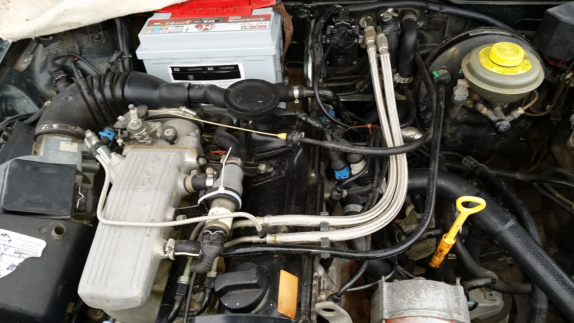 Мотор 2. 0 abk. Ауди 80 б4 2. Ауди 80 б 4 инжектор. Ауди 80 абк двигатель.