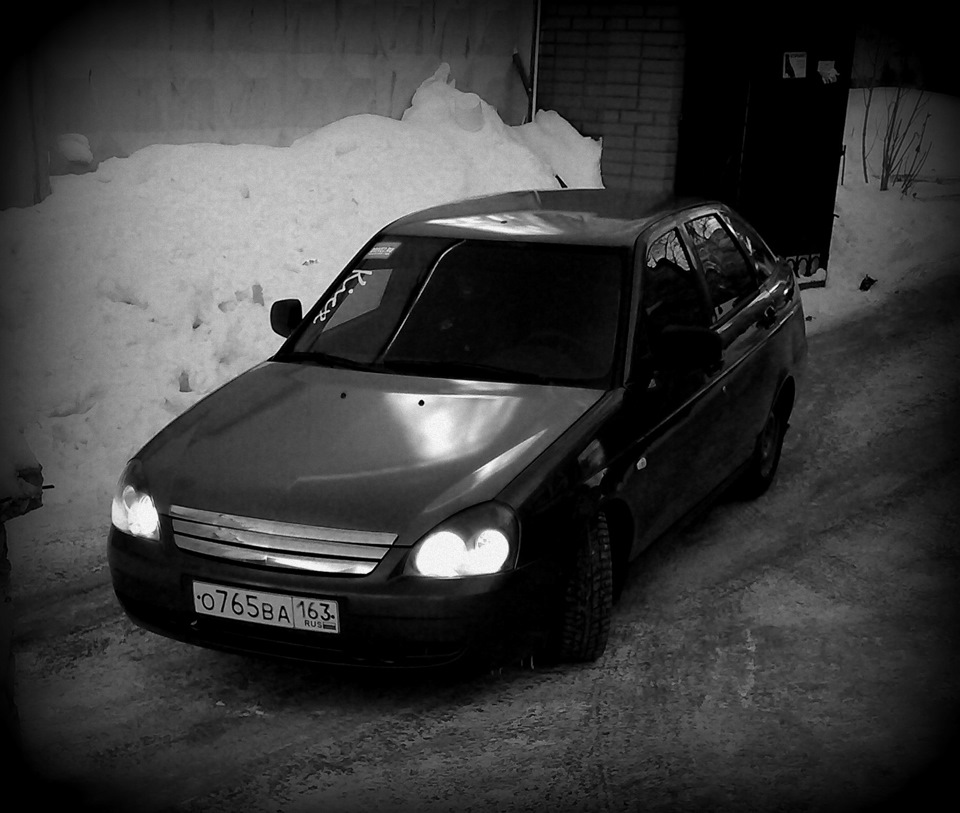 Фотокарточки — Lada Приора хэтчбек, 1,6 л, 2011 года | фотография | DRIVE2