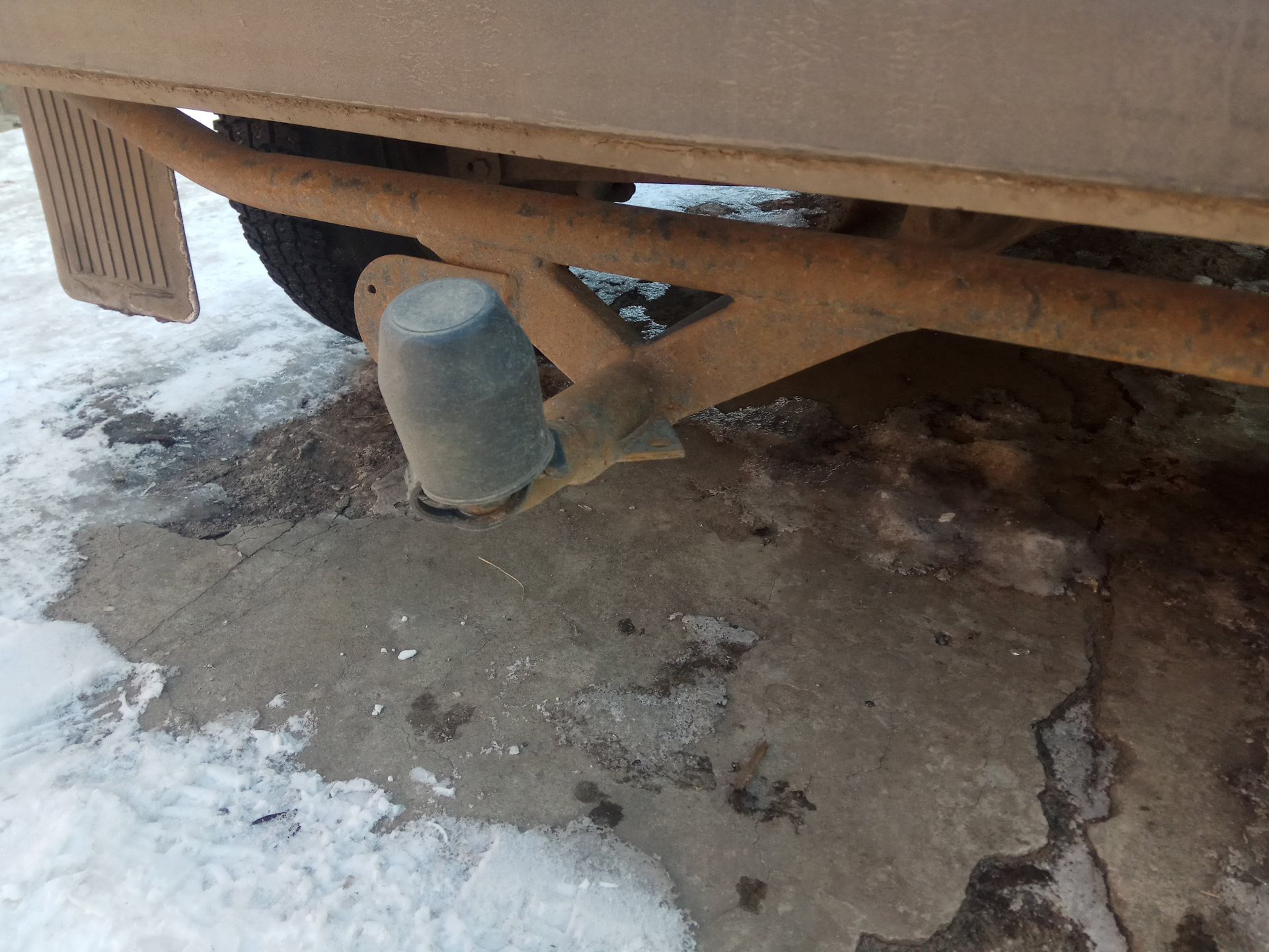 Заводской Фаркоп для НИВЫ — Lada 4x4 3D, 8,5 л, 1983 года | запчасти ...