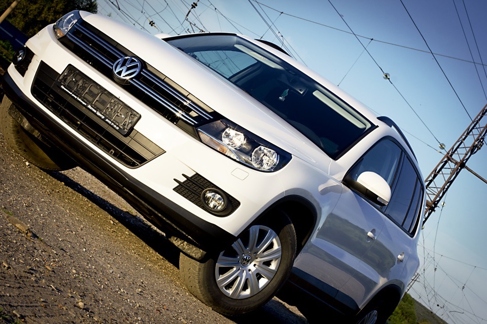 Тигуан 2012 года. Tiguan 1.4 2012. Фольксваген Тигуан 2012 года 1.4. Тигуан 2012 1.4 122. VW Tiguan 1.4 TSI 2008 Moldova.