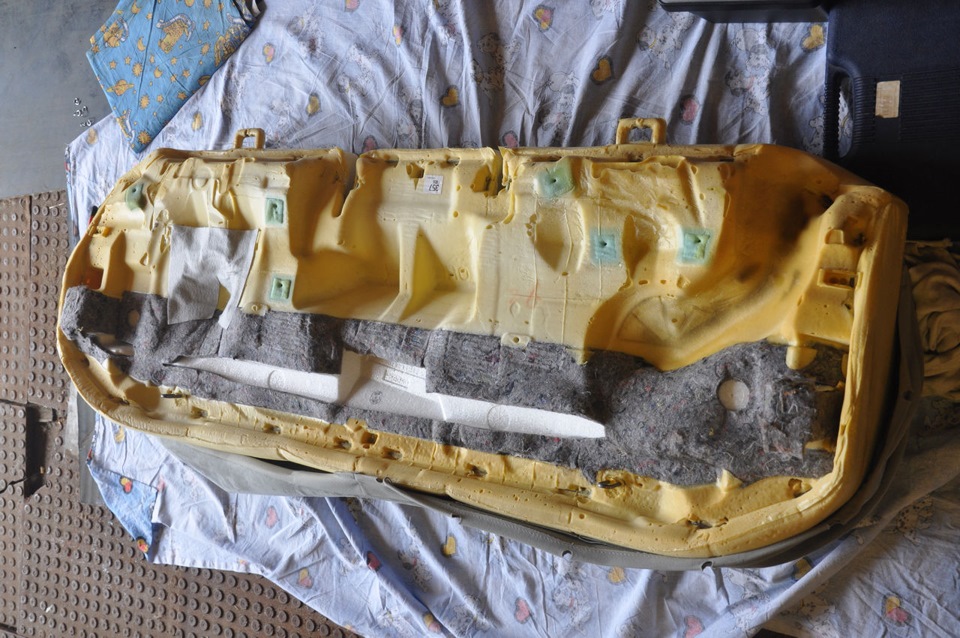 разбираем сидение — Toyota Prius (30)