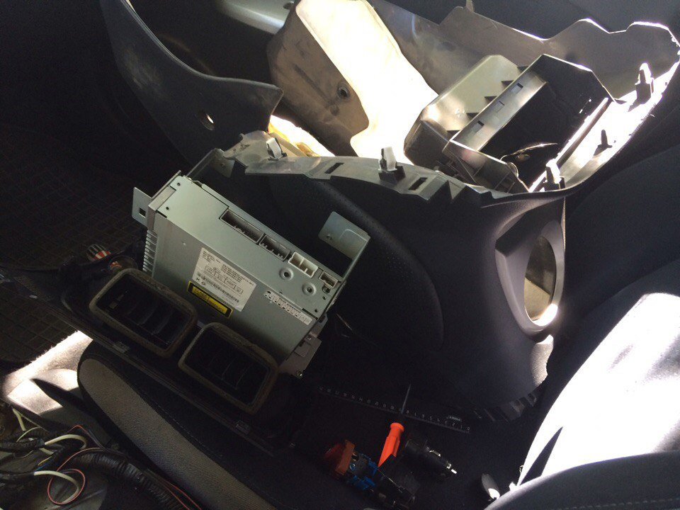 Разбор панели, угадайте зачем) ?! — Honda Civic 5D (8G), 1,8 л., 2008 ...